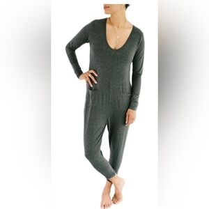 Smash + Tess Gray Long-Sleeve V-Neck Jumpsuit / Romper